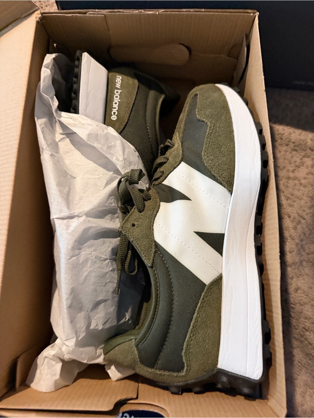 New Balance Men's Olive Green and White Retro Runner Sneakers